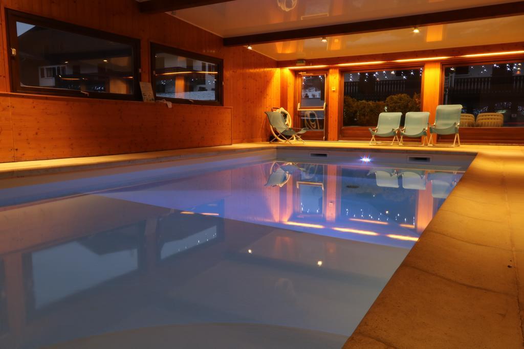 Chris-Tal Hotel Les Houches Ngoại thất bức ảnh