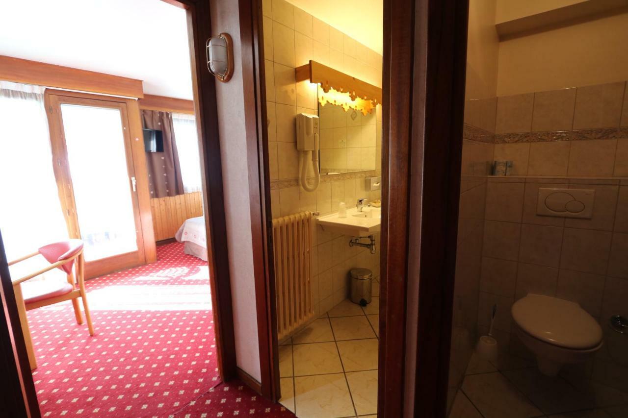 Chris-Tal Hotel Les Houches Ngoại thất bức ảnh